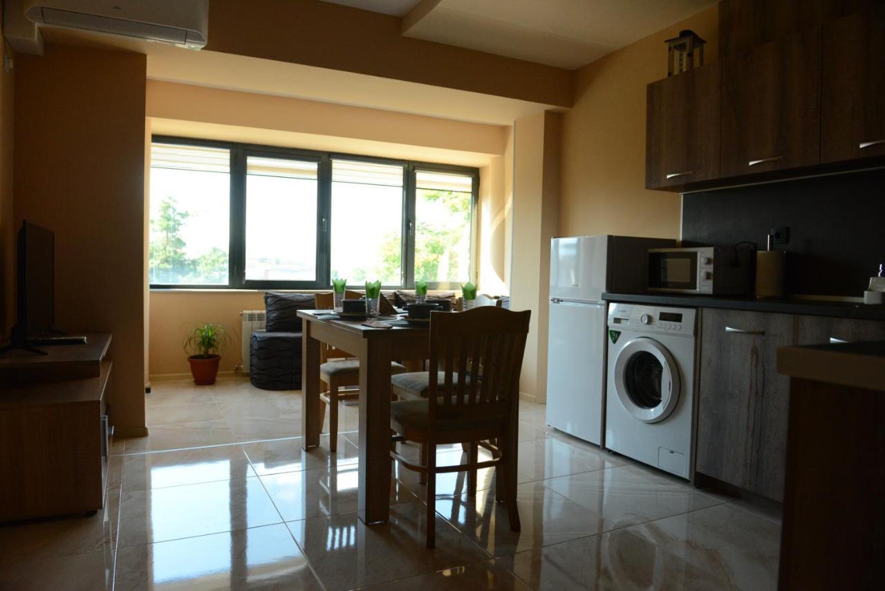 Family Hotel Gotse Delchev Esterno foto