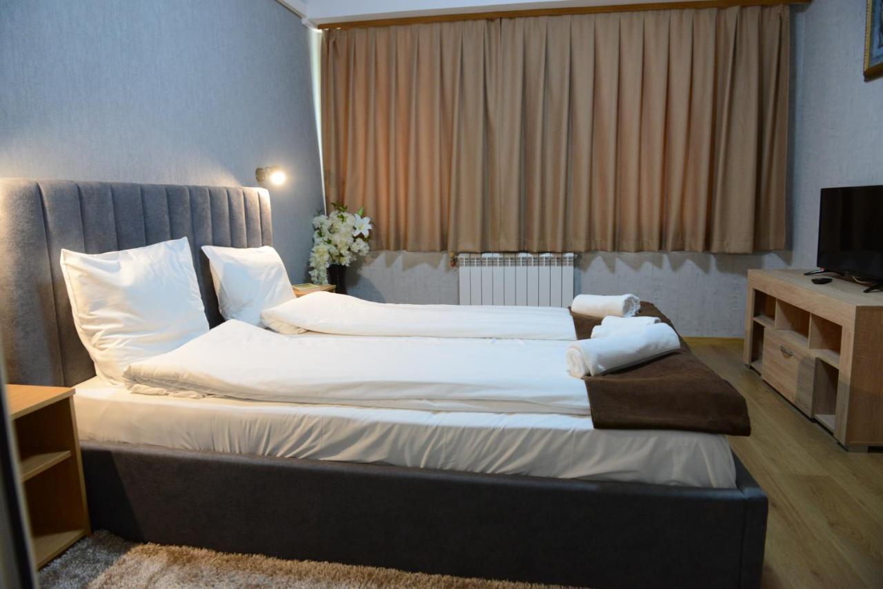 Family Hotel Gotse Delchev Esterno foto