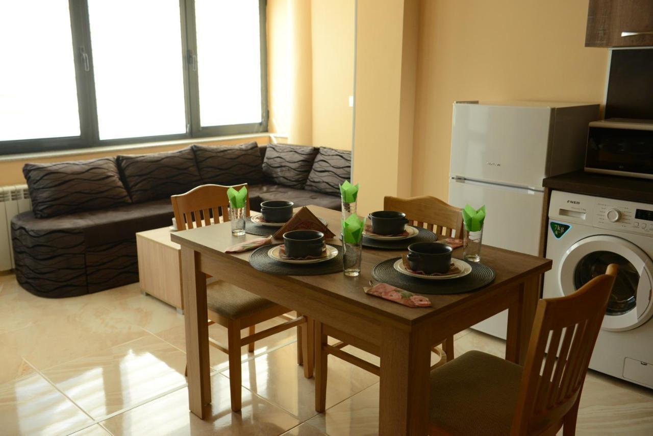 Family Hotel Gotse Delchev Esterno foto