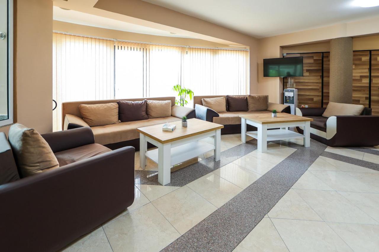 Family Hotel Gotse Delchev Esterno foto